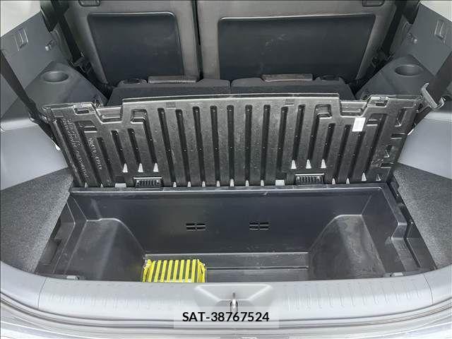 Toyota PRIUS ALPHA 2012-04 8881691-26