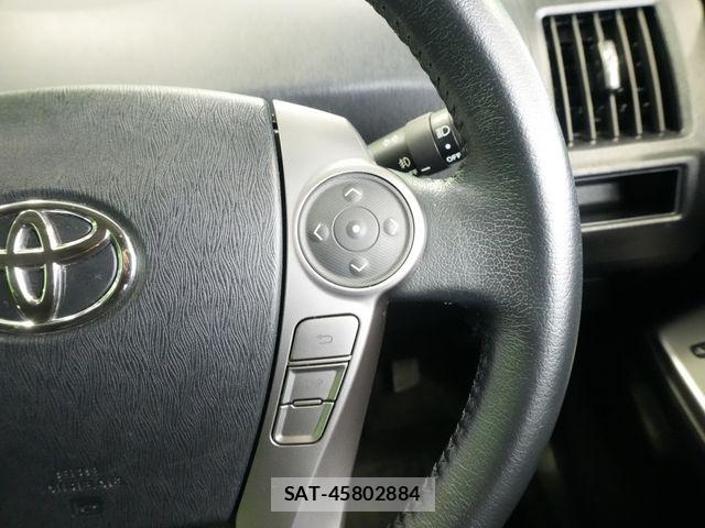Toyota PRIUS ALPHA 2015-12 8881689-13