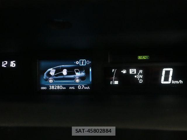 Toyota PRIUS ALPHA 2015-12 8881689-14