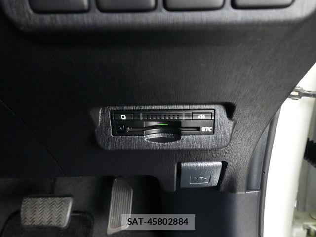 Toyota PRIUS ALPHA 2015-12 8881689-17