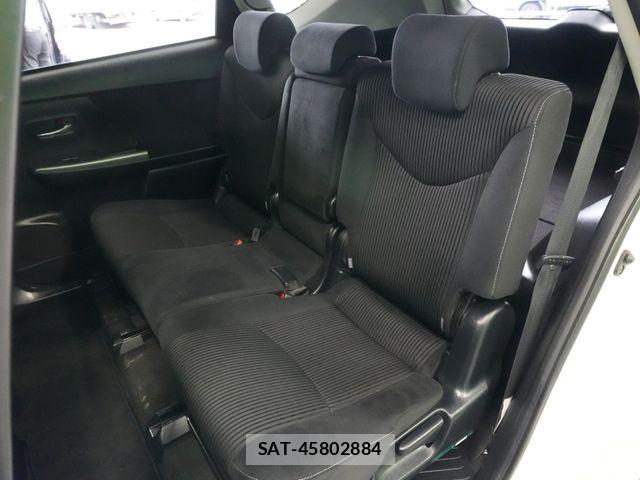 Toyota PRIUS ALPHA 2015-12 8881689-27