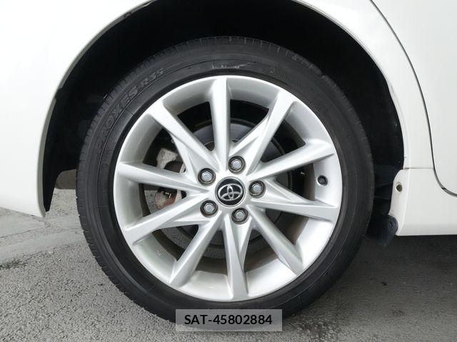 Toyota PRIUS ALPHA 2015-12 8881689-29