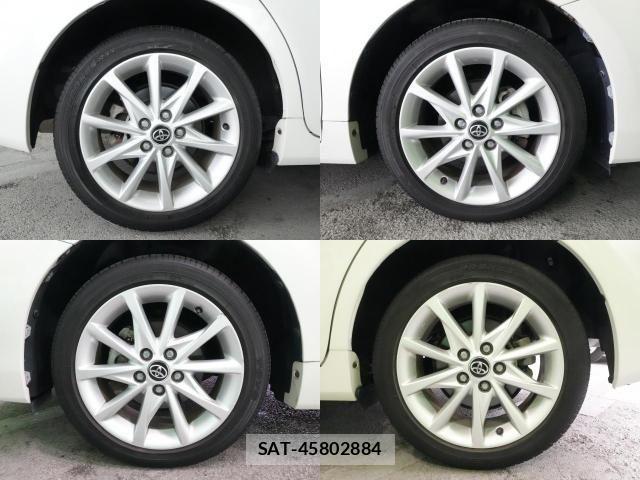 Toyota PRIUS ALPHA 2015-12 8881689-4