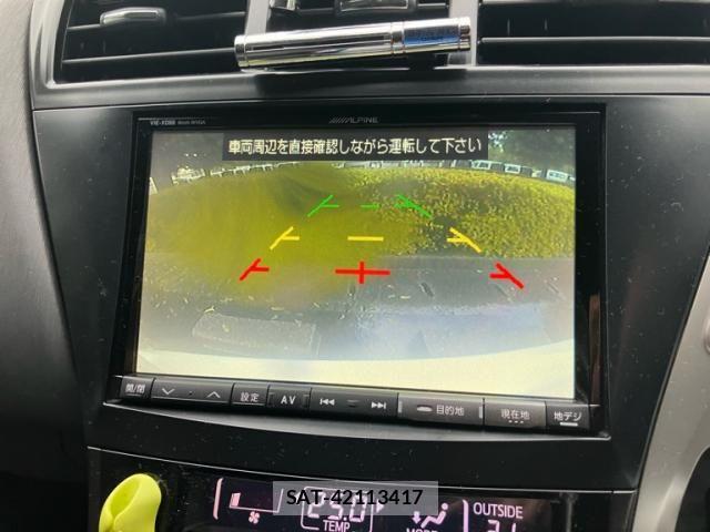 Toyota PRIUS ALPHA 2012-04 8881702-10
