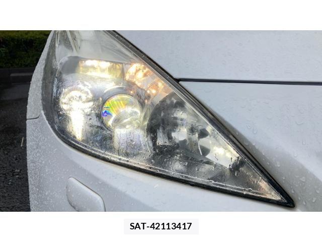 Toyota PRIUS ALPHA 2012-04 8881702-22