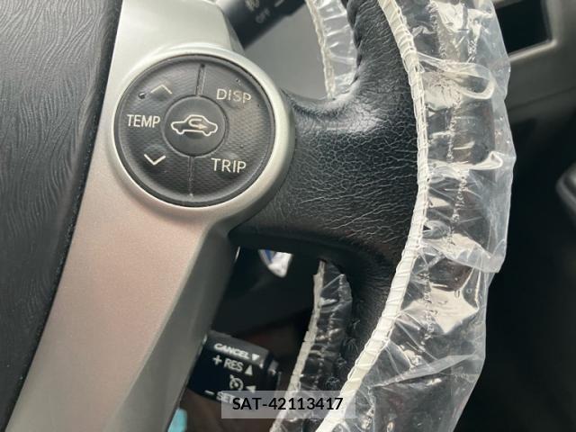 Toyota PRIUS ALPHA 2012-04 8881702-6