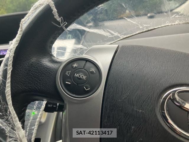 Toyota PRIUS ALPHA 2012-04 8881702-7