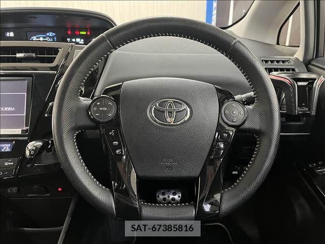 Toyota PRIUS ALPHA 2016-01 8881686-11