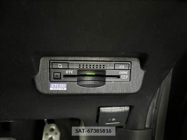 Toyota PRIUS ALPHA 2016-01 8881686-18