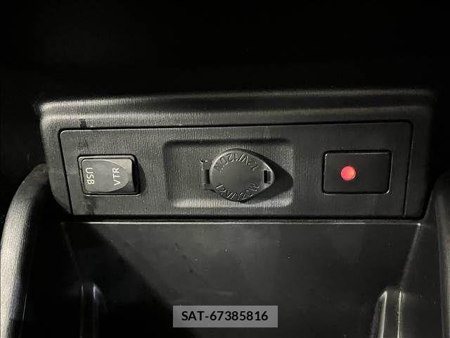 Toyota PRIUS ALPHA 2016-01 8881686-19