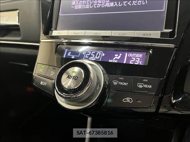 Toyota PRIUS ALPHA 2016-01 8881686-22