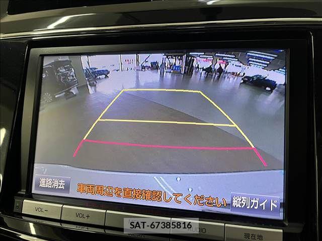 Toyota PRIUS ALPHA 2016-01 8881686-25