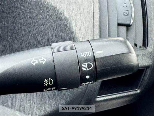 Toyota PRIUS ALPHA 2015-01 8881692-22