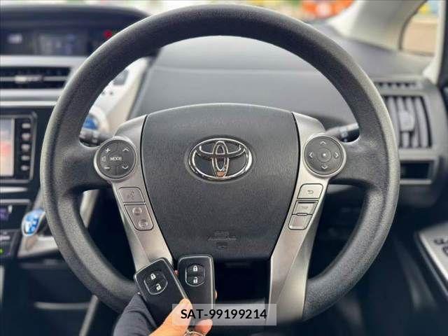 Toyota PRIUS ALPHA 2015-01 8881692-5