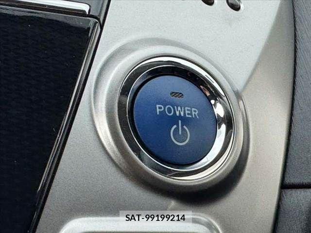 Toyota PRIUS ALPHA 2015-01 8881692-6