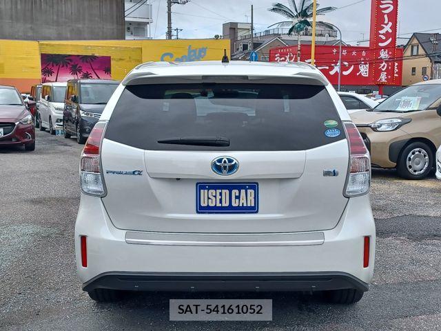 Toyota PRIUS ALPHA 2015-09 8881687-9