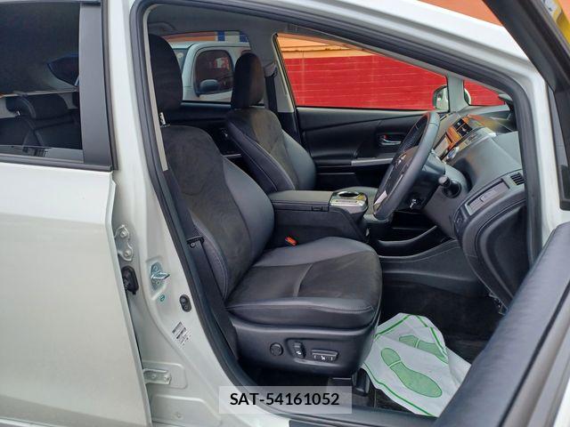 Toyota PRIUS ALPHA 2015-09 8881687-15