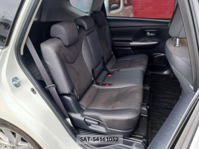 Toyota PRIUS ALPHA 2015-09 8881687-16