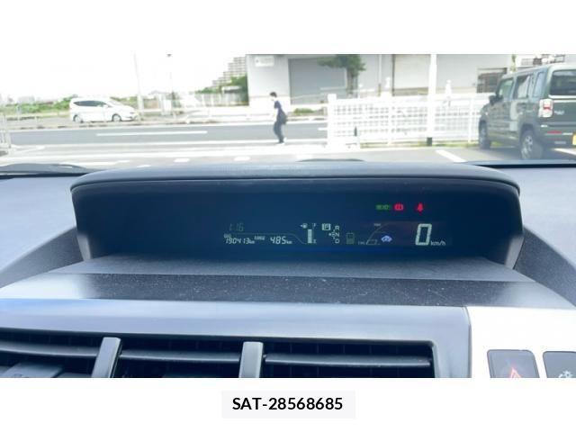 Toyota PRIUS ALPHA 2011-11 8881711-15