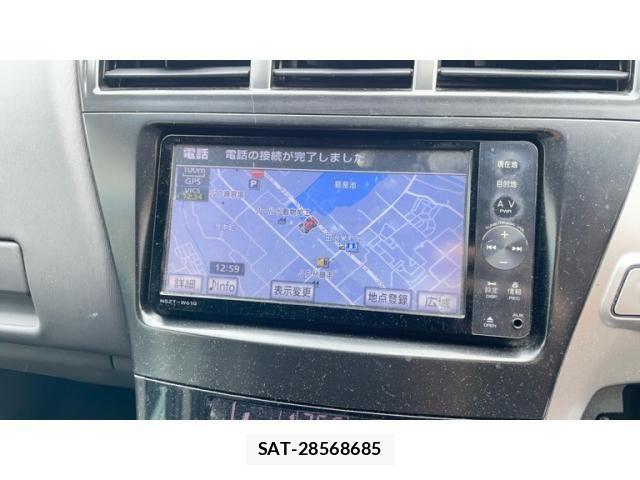Toyota PRIUS ALPHA 2011-11 8881711-16