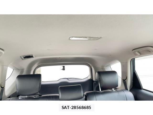 Toyota PRIUS ALPHA 2011-11 8881711-23
