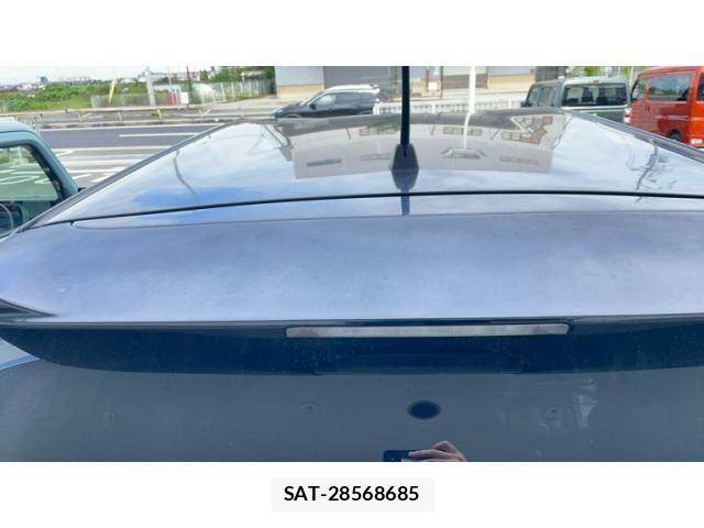 Toyota PRIUS ALPHA 2011-11 8881711-5