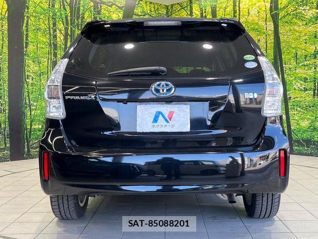 Toyota PRIUS ALPHA 2013-11 8881694-14
