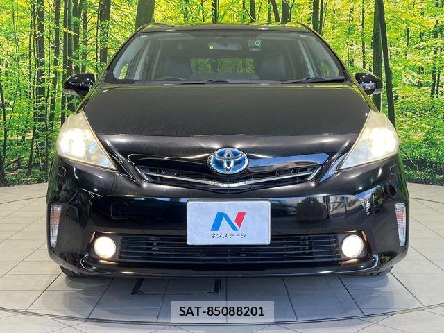 Toyota PRIUS ALPHA 2013-11 8881694-8