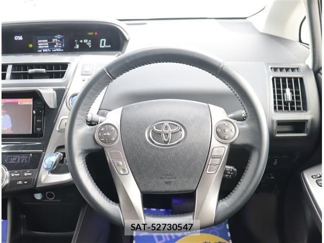 Toyota PRIUS ALPHA 2016-02 8881688-16