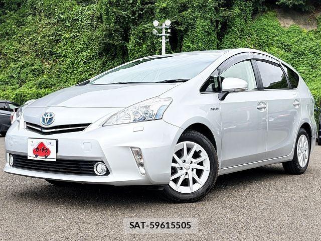 Toyota PRIUS ALPHA 2012-02 8881690-0