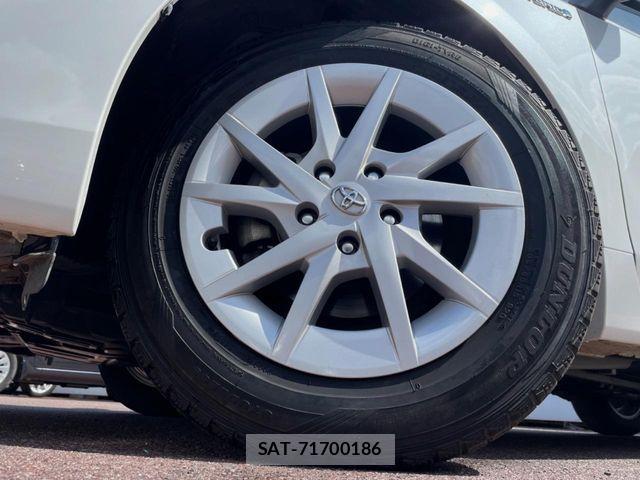 Toyota PRIUS ALPHA 2013-10 8881697-12