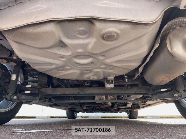 Toyota PRIUS ALPHA 2013-10 8881697-18