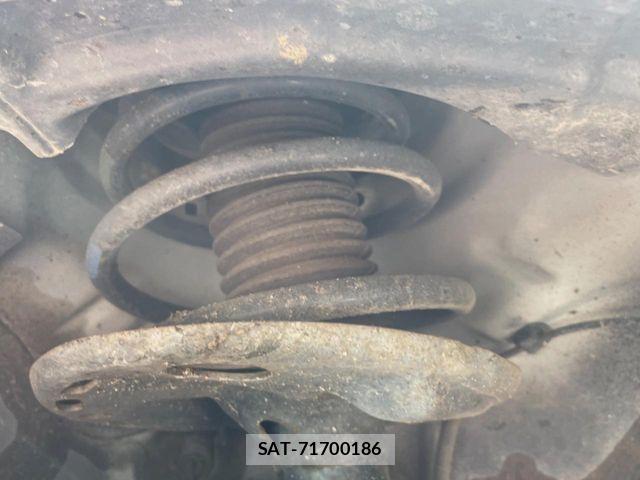 Toyota PRIUS ALPHA 2013-10 8881697-19