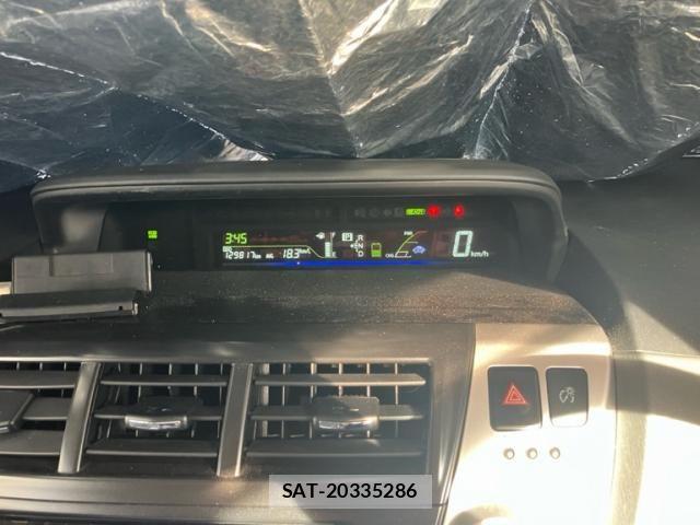 Toyota PRIUS ALPHA 2011-11 8881710-16