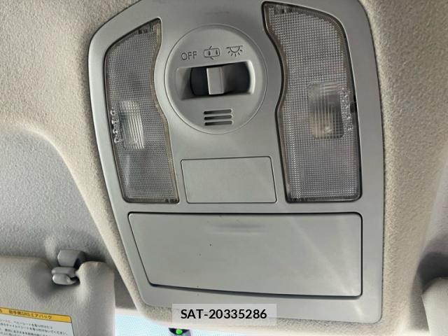Toyota PRIUS ALPHA 2011-11 8881710-26