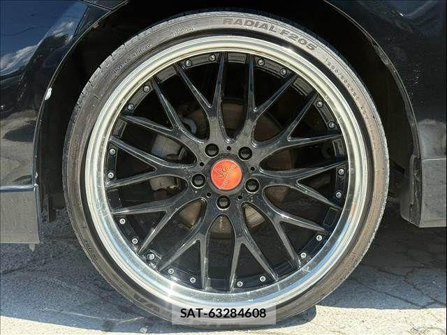 Toyota PRIUS ALPHA 2011-09 8881699-10