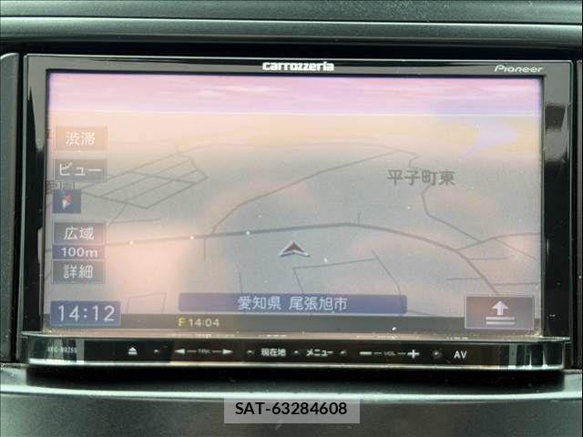 Toyota PRIUS ALPHA 2011-09 8881699-18
