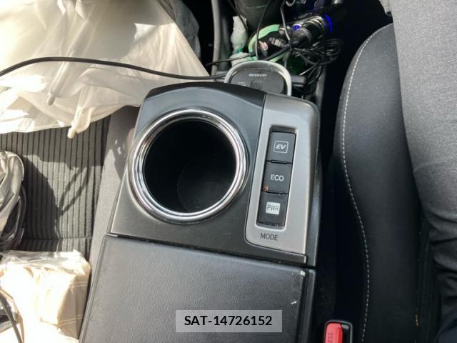 Toyota PRIUS ALPHA 2016-03 8884220-19