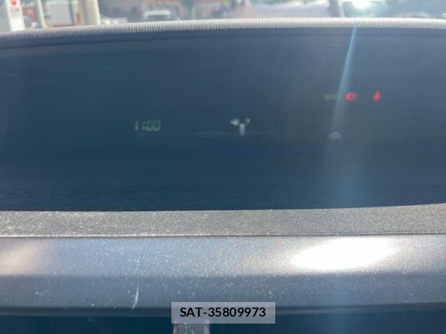 Toyota PRIUS ALPHA 2012-03 8884222-17