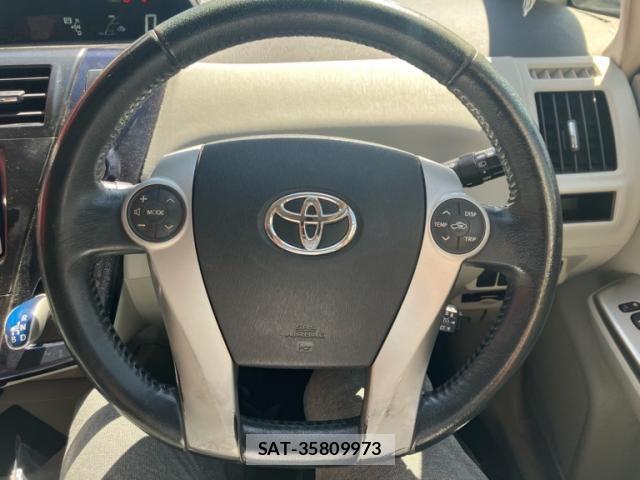 Toyota PRIUS ALPHA 2012-03 8884222-18
