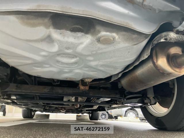 Toyota PRIUS ALPHA 2012-09 8884221-8