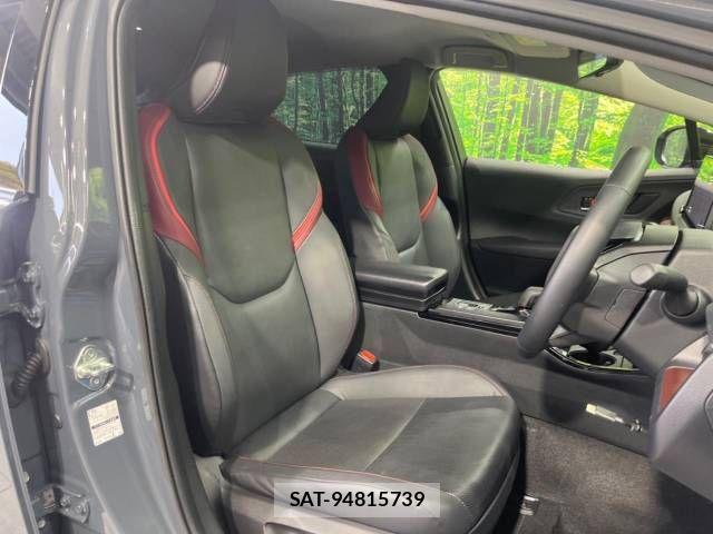 Toyota PRIUS PHV 2023-07 614097-8
