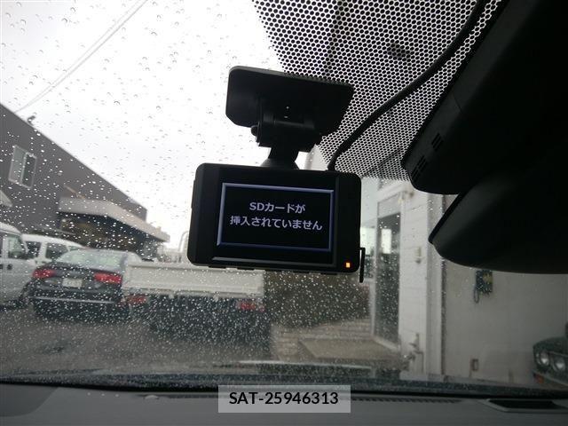 Toyota PRIUS PHV 2020-11 821708-4