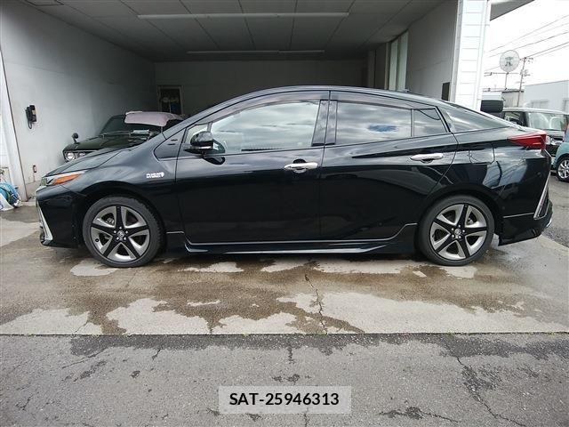 Toyota PRIUS PHV 2020-11 821708-5