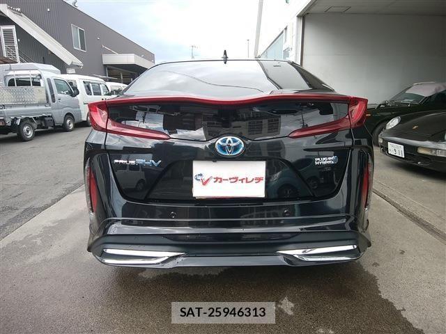 Toyota PRIUS PHV 2020-11 821708-6