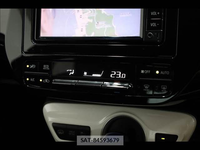 Toyota PRIUS PHV 2017-05 1208222-14