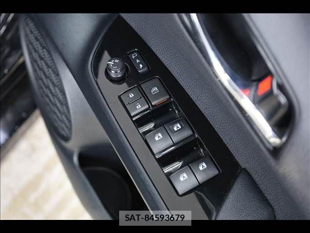 Toyota PRIUS PHV 2017-05 1208222-16