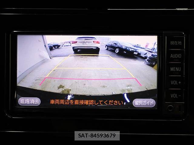 Toyota PRIUS PHV 2017-05 1208222-6