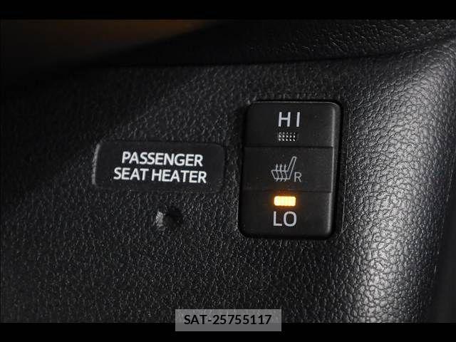 Toyota PRIUS PHV 2018-03 1314841-9