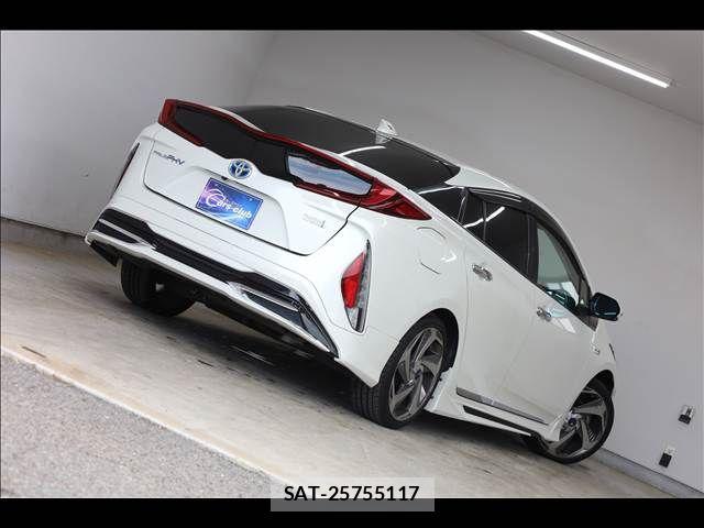 Toyota PRIUS PHV 2018-03 1314841-11